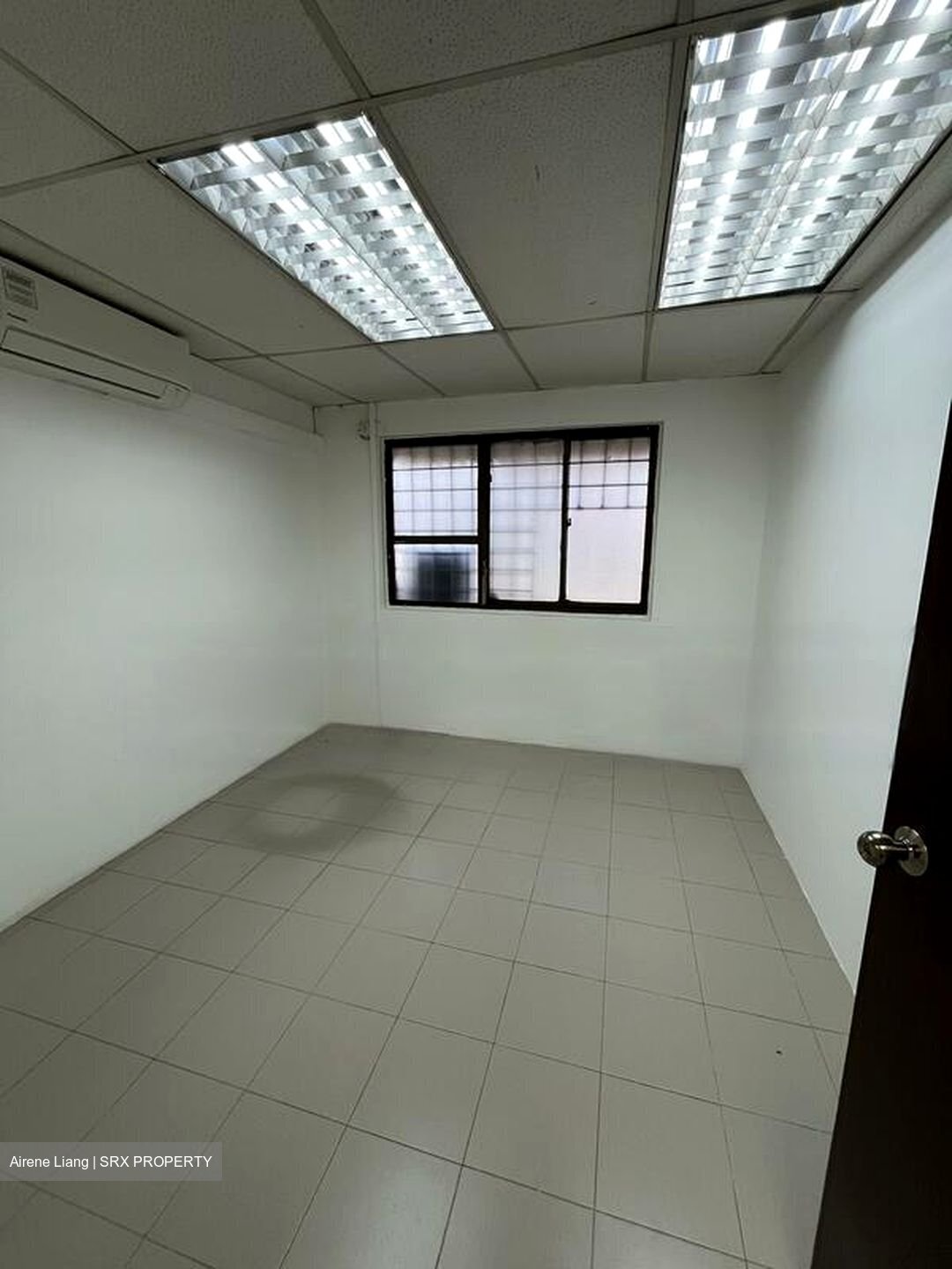 Macpherson Road (D13), Office #452058141